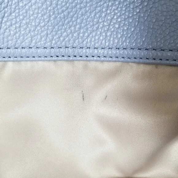 **SOLD*** on another platform. Authentic Coach Penelope leather satchel - Picture 13 of 14